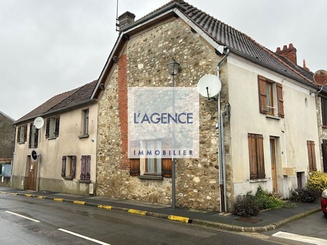 immeuble en vente sur JAULGONNE (02850)