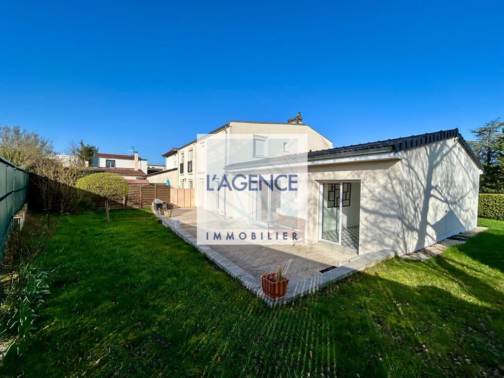 maison 7 pièces en vente sur TINQUEUX (51430)