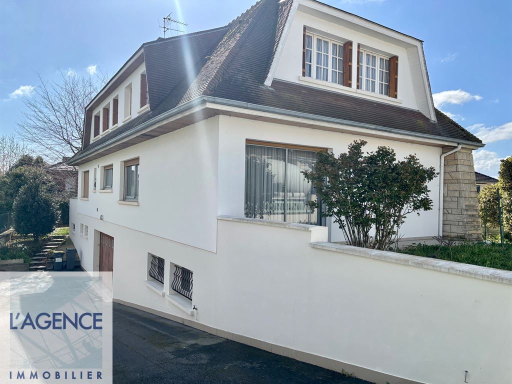 maison 7 pièces en vente sur CORMONTREUIL (51350)